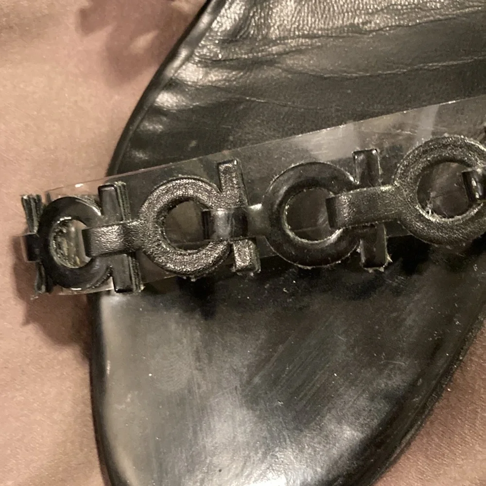 Salvatore Ferragamo kitten heel leather patent vinyl sandals Black size 8 - Picture 10 of 11